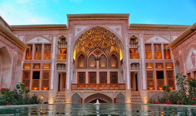 اصفهان گردی - ۴ شب - ماهان
